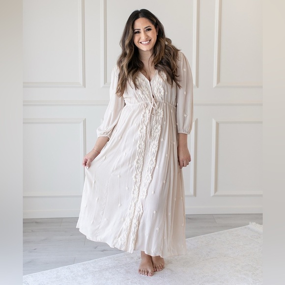 FREE PEOPLE Embroidered Fable Midi Dress XS Cream Light Peach Nude Floral Boho - Picture 1 of 7